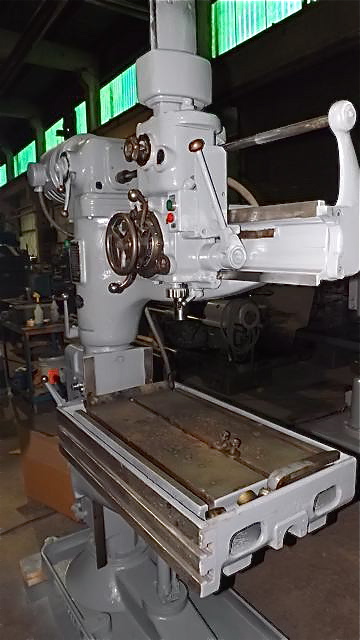 8" x 30" ARCHDALE ... RADIAL DRILL