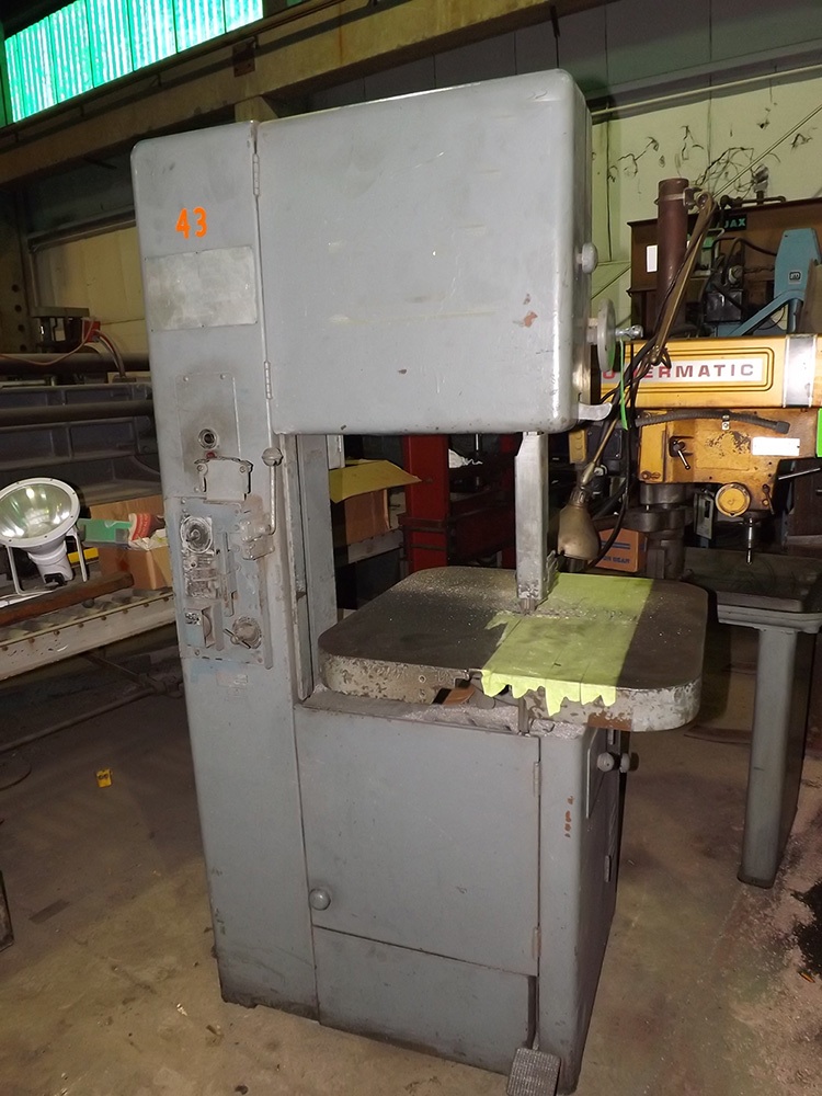 18" GROB ... VERTICAL BAND SAW ... GRAVITY FEED (TABLE)