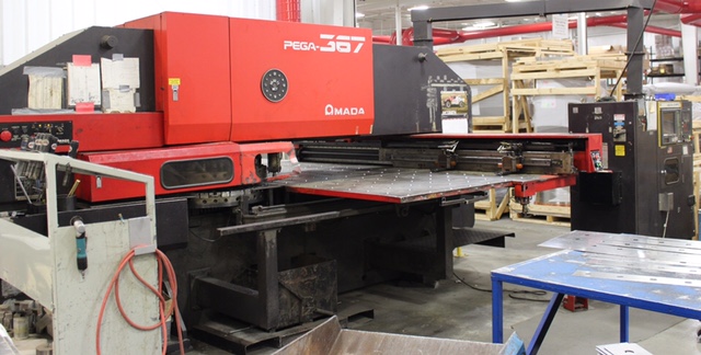 33 TON AMADA ... CNC TURRET PUNCH