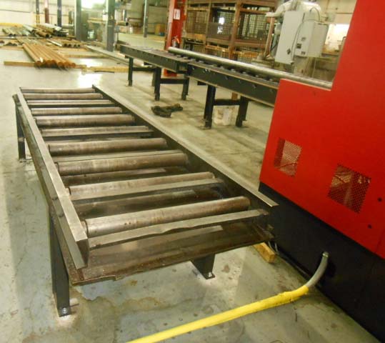 28" x 32" AMADA ... BAND SAW