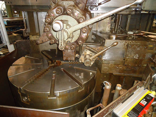 36" - 3 JAW CHUCK BULLARD... VERT. TURRET LATHE